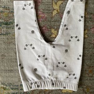 The most adorable panda leggings from Zara